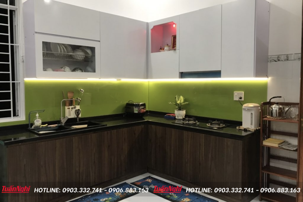 mẫu tủ bếp có bồn rửa bát