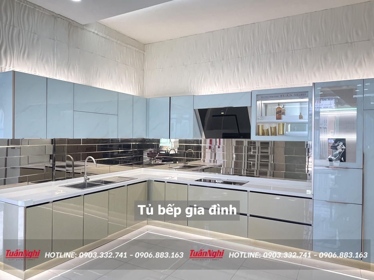tủ bếp gia đình