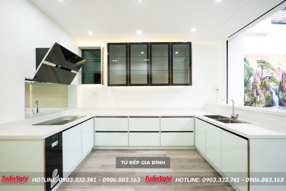 mẫu tủ bếp gia đình chữ u
