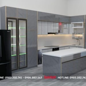 Quy trình thiết kế thi công tủ bếp chuyên nghiệp tại Tuấn Nghi 126 Tủ bếp chữ L hợp kim nhôm có tủ rượu TB99