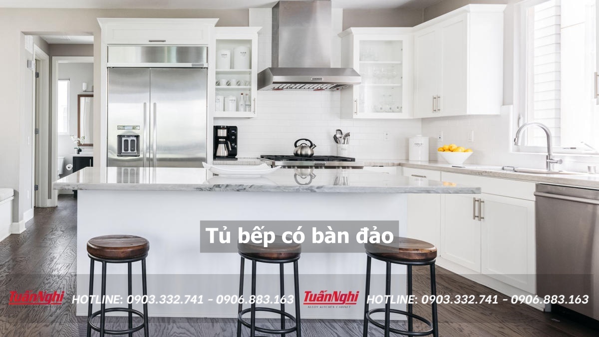 tủ bếp có bàn đảo