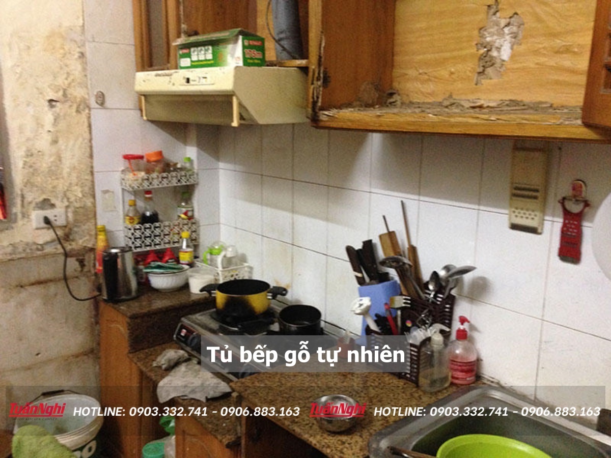 Tủ bếp gỗ tự nhiên