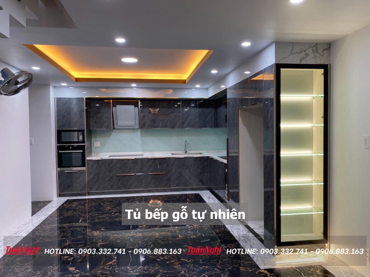 Tủ bếp gỗ tự nhiên