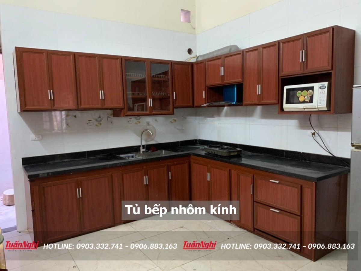 15+ Mẫu Tủ Bếp Nhôm Kính Đẹp Không Thể Bỏ Qua 2023 38 Tủ bếp nhôm kính