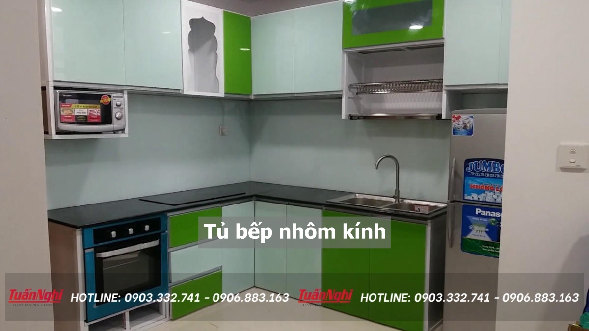 15+ Mẫu Tủ Bếp Nhôm Kính Đẹp Không Thể Bỏ Qua 2023 33 Tủ bếp nhôm kính