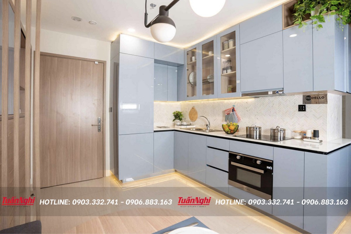 Mẫu tủ bếp trên chéo góc chữ I nhỏ 