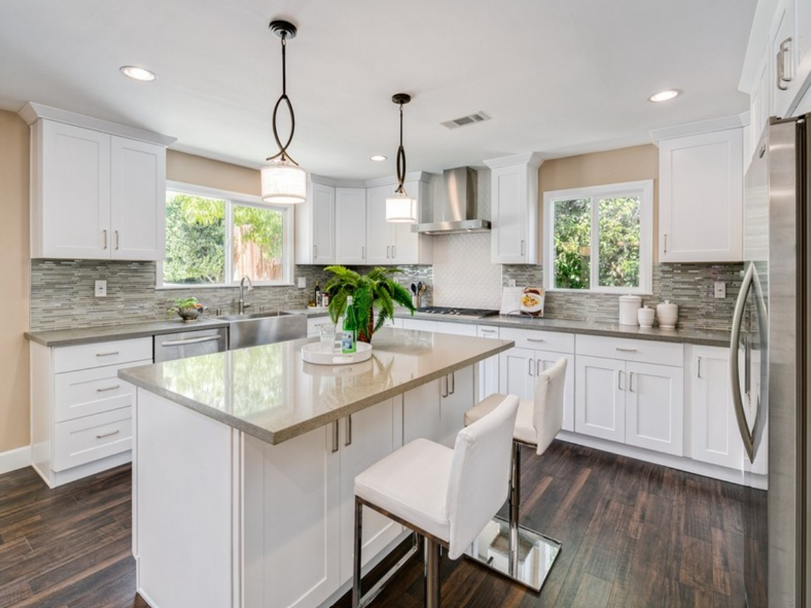 Cách Đặt Hướng Bếp Theo Tuổi Để Thu Hút Tài Lộc Gia Chủ Lưu Ý 