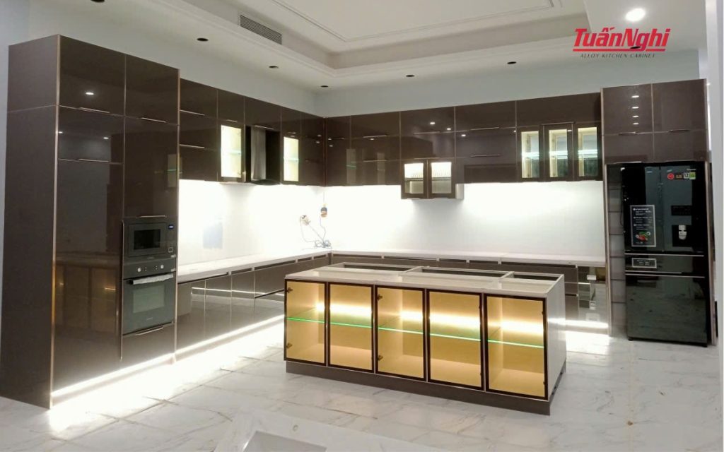 tu bep bang nhom xingfa