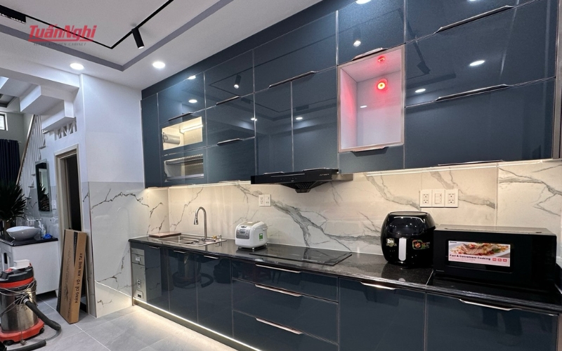 tu bep cho nguoi menh moc