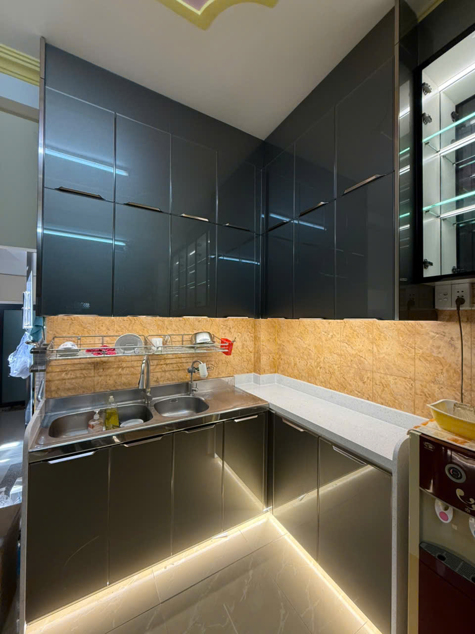 Thi Công Tủ Bếp Nhà Chị Mi