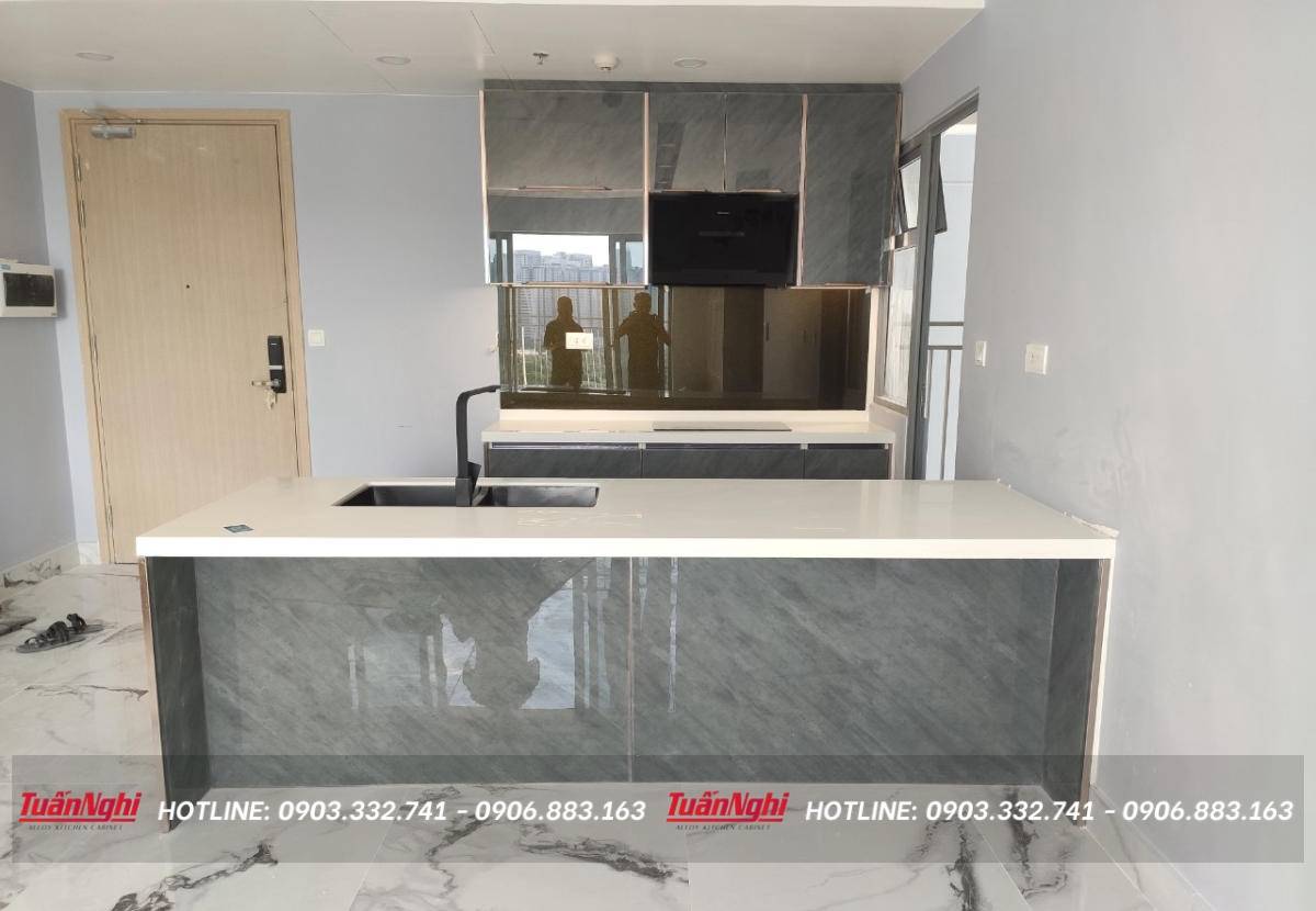 tủ bếp có bồn rửa chén